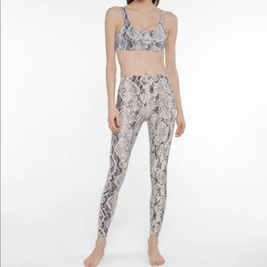 ALO Yoga Set Bra (Sz M) and Legging (Sz S) Set Vapor Bone - Snake Print